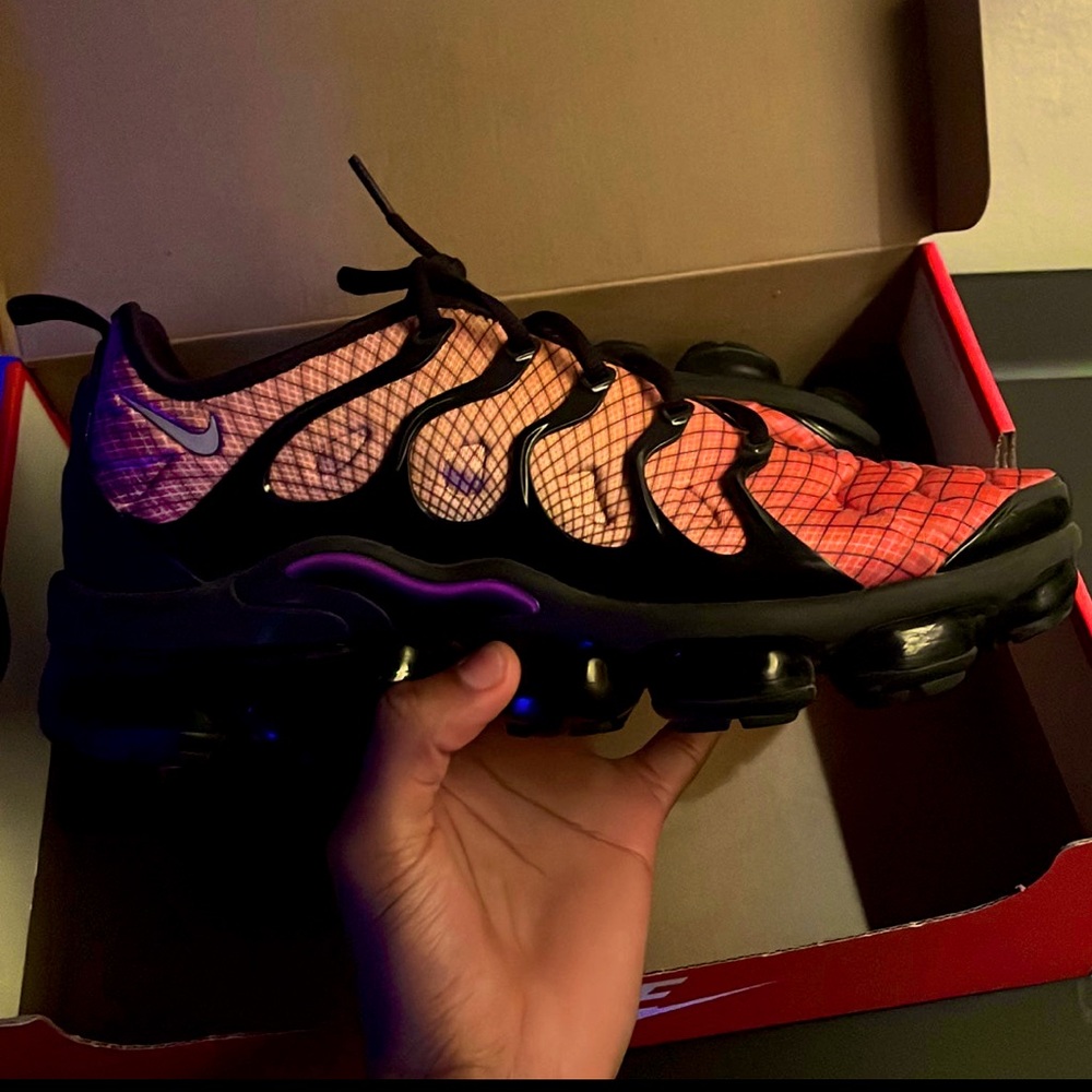 Vapormax Grid Sunset 2019